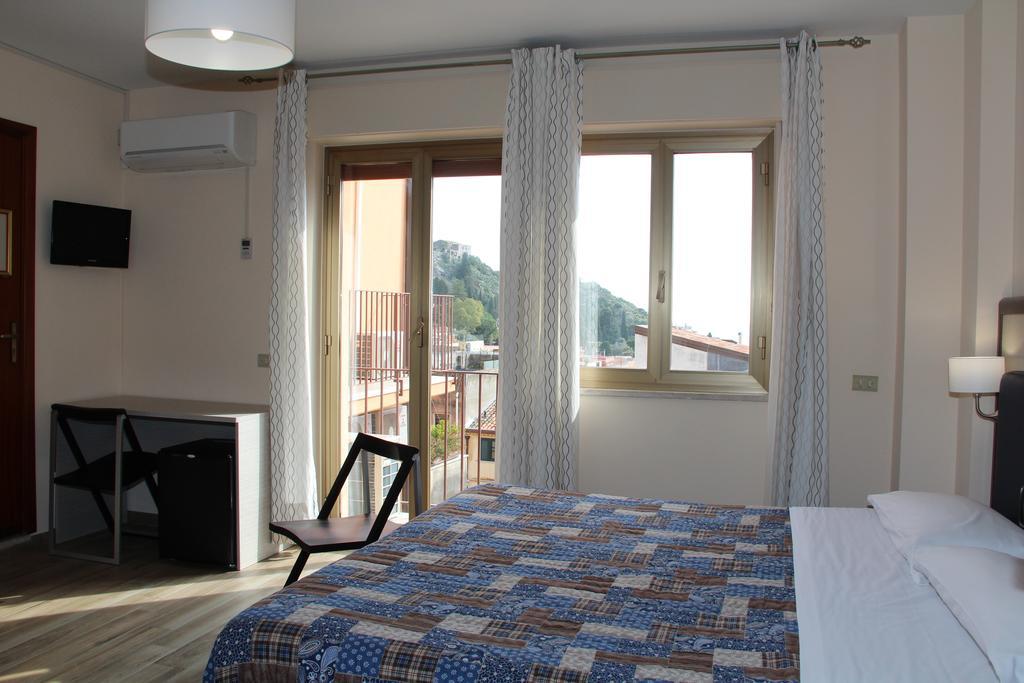 Residence Circe Taormina Luaran gambar